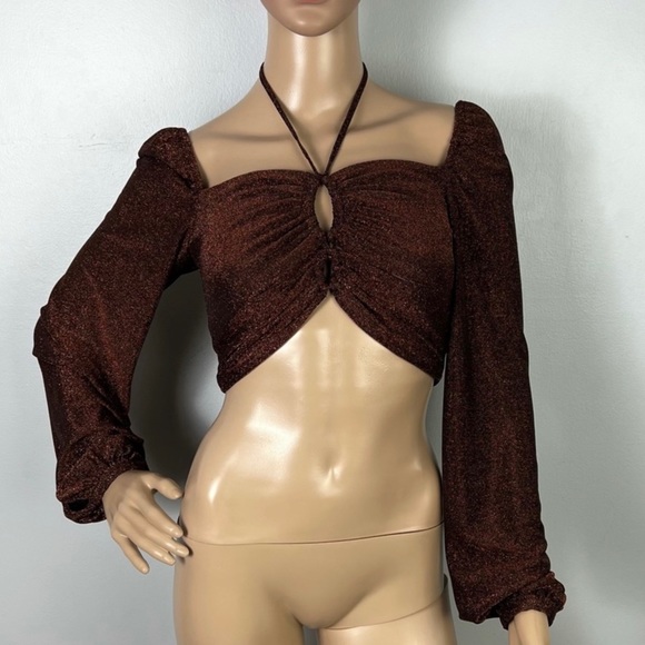 NEW NICHOLAS REVOLVE METALLIC CROP TOP - Picture 2 of 9